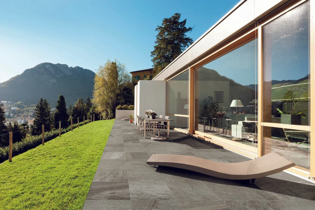 lafloorcoverings1487871